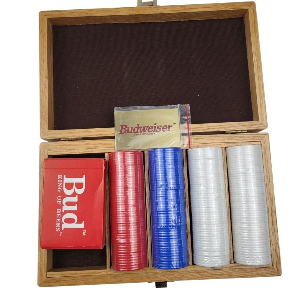Budweiser Poker Set Wooden Box Chips Cards Barware Memorabilia Vintage